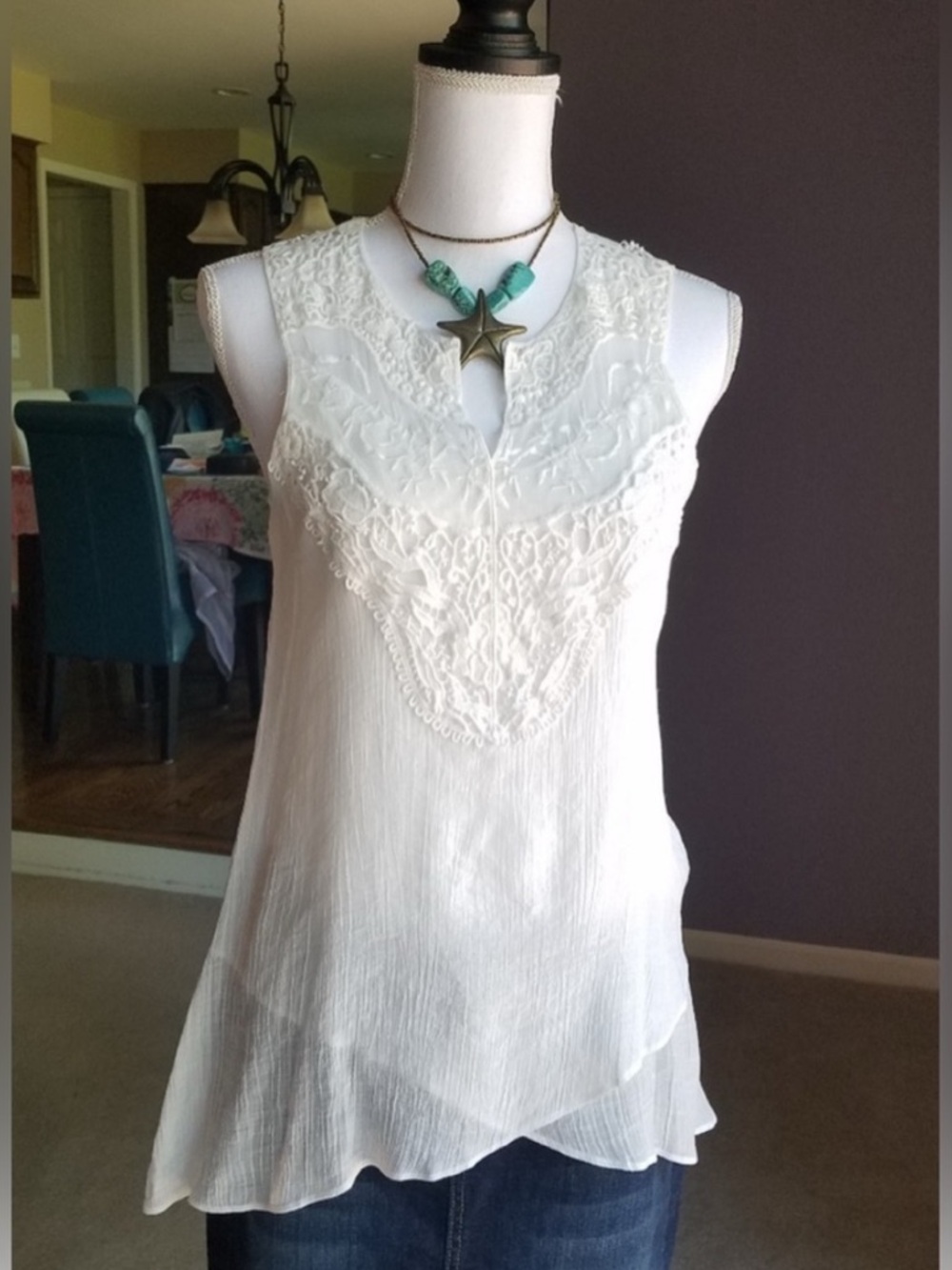 BCX Beige Off-white Sleeveless Crochet Lace Asymmetrical Top NWOT